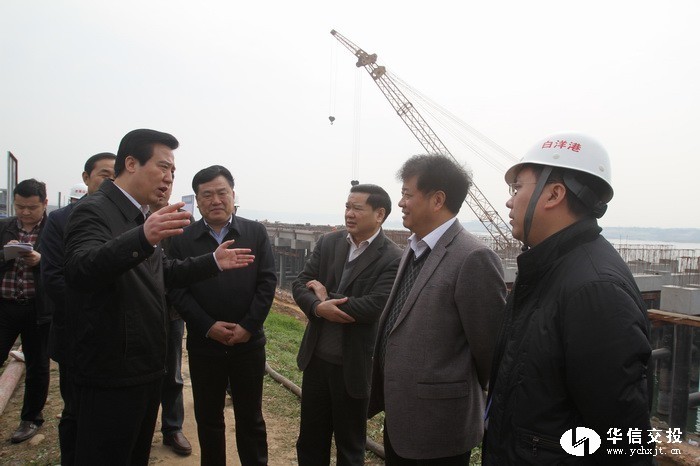 省委常委、市委書記黃楚平調(diào)研白洋港口新區(qū)11.jpg